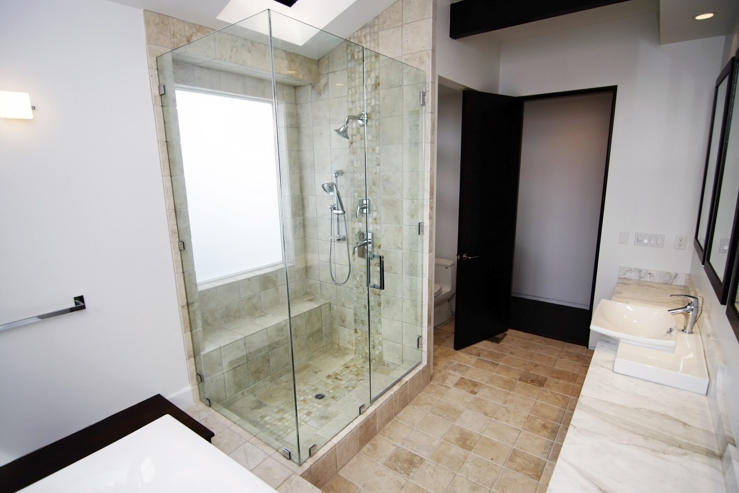 Frameless Glass Showers